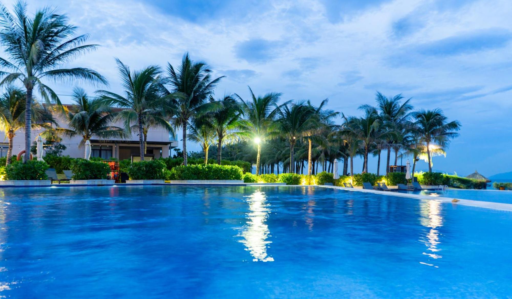 Mysterio Pool Villas & Resort Cam Ranh Exteriör bild